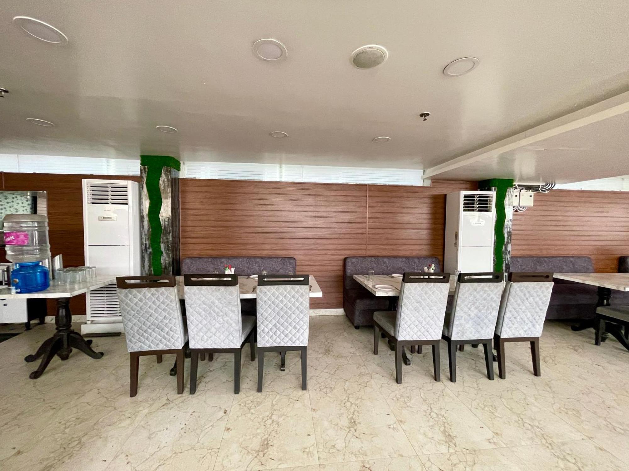 Hotel Tbs In Puri Kültér fotó