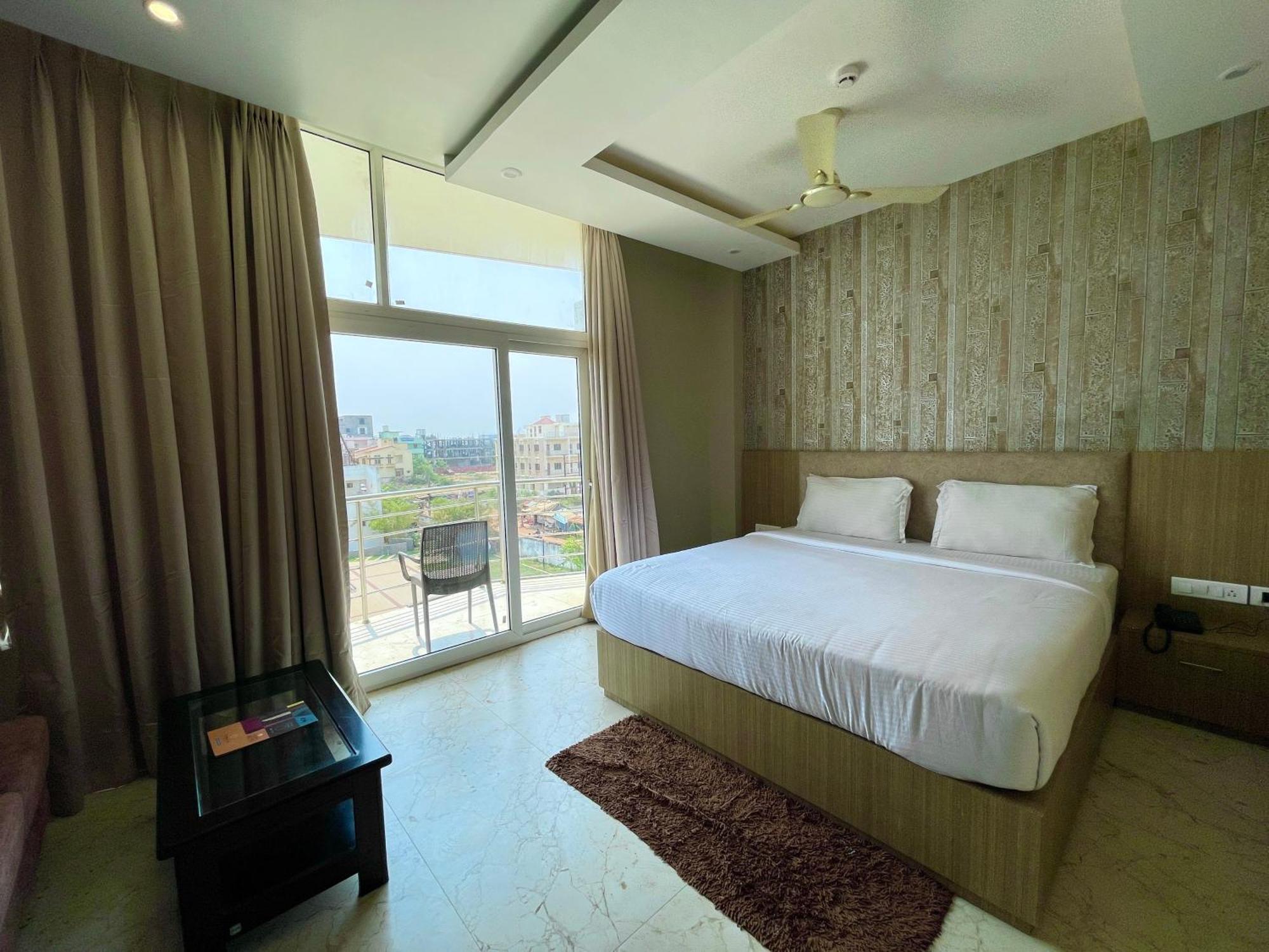 Hotel Tbs In Puri Kültér fotó